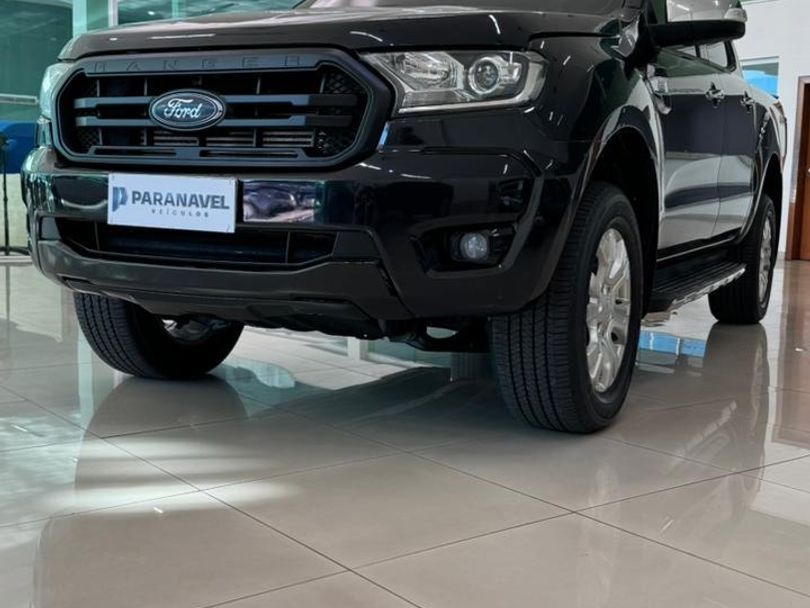 Ford XLT 3.2