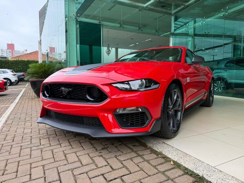 Ford Machi