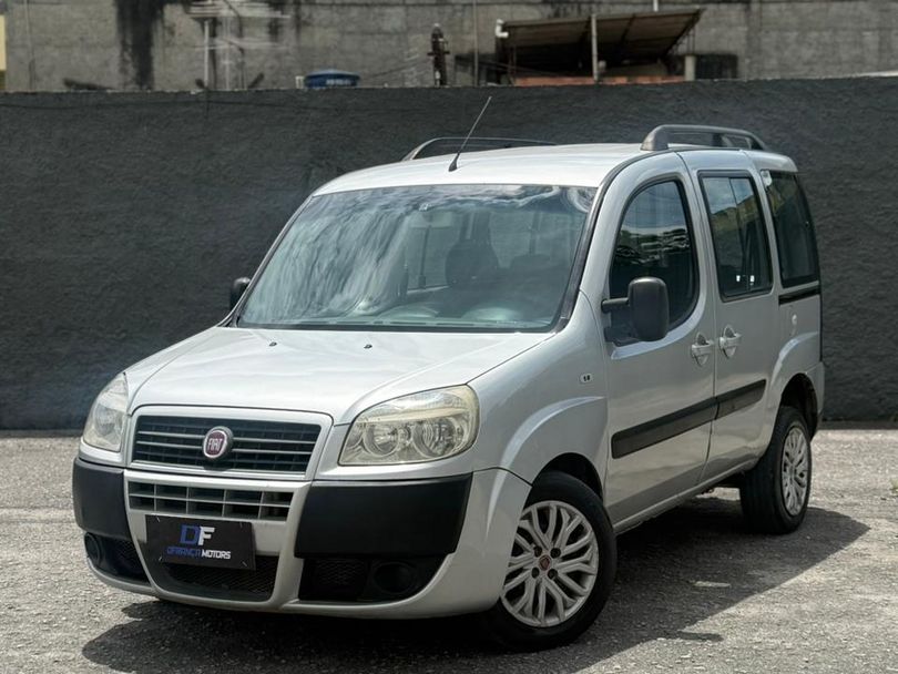 Fiat Doblo ESSENCE 1.8 Flex 16V 5p