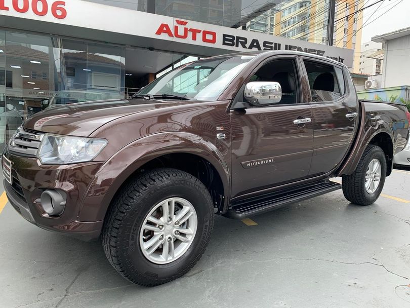 Mitsubishi L200 Triton HPE 3.2 CD TB Int.Diesel Aut
