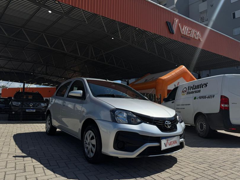 Toyota ETIOS X 1.3 Flex 16V 5p Mec.