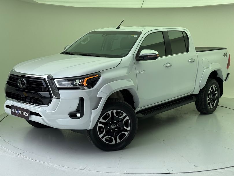 Toyota Hilux CD SRX Plus 4x4 2.8 TDI Die. Aut.