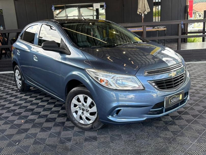 Chevrolet ONIX HATCH LT 1.0 8V FlexPower 5p Mec.