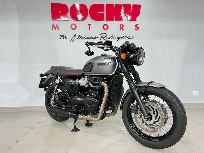 TRIUMPH BONNEVILLE T120 BLACK