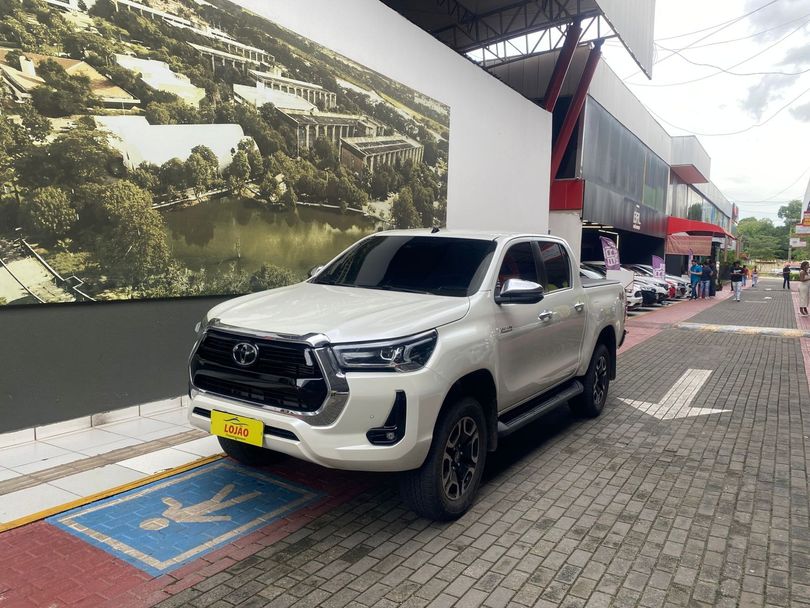 Toyota Hilux CD SRX 4x4 2.8 TDI 16V Diesel Aut.