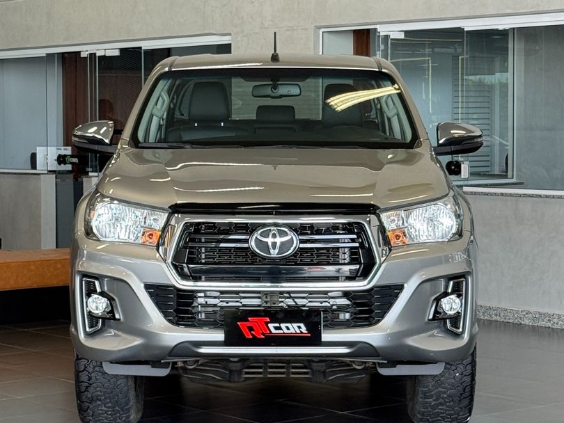 Toyota Hilux CD SRV 4x2 2.7 Flex 16V Aut.