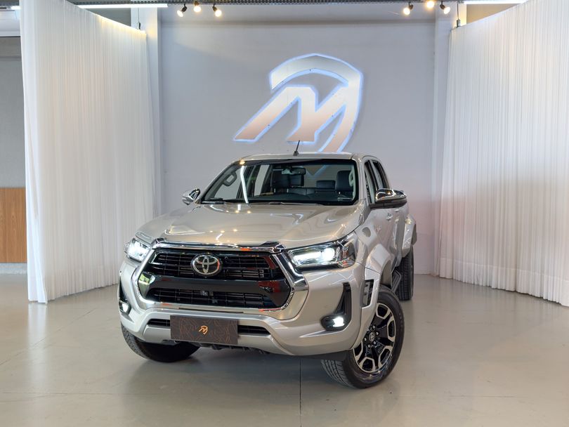 Toyota Hilux CD SRX Plus 4x4 2.8 TDI Die. Aut.