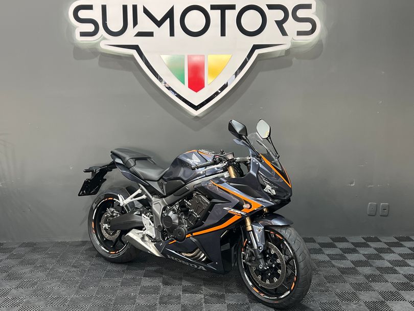 HONDA CBR 650 R