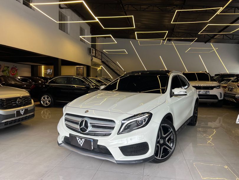 Mercedes GLA-250 Sport 2.0 TB 16V 4x4 211cv Aut.