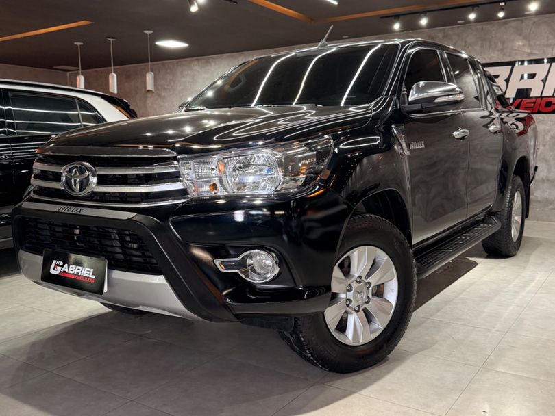 Toyota Hilux CD SRV 4x2 2.7 Flex 16V Aut.