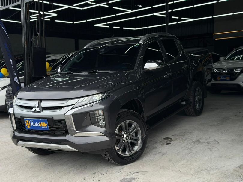 Mitsubishi L200 Triton Sport HPE-S 2.4 CD Dies. Aut