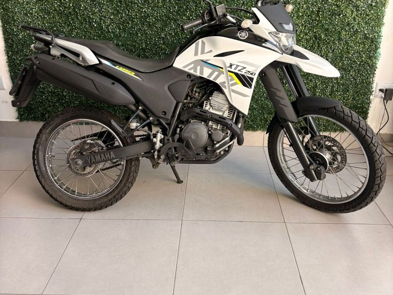 YAMAHA XTZ 250 LANDER 249cc/LANDER BLUEFLEX/ABS