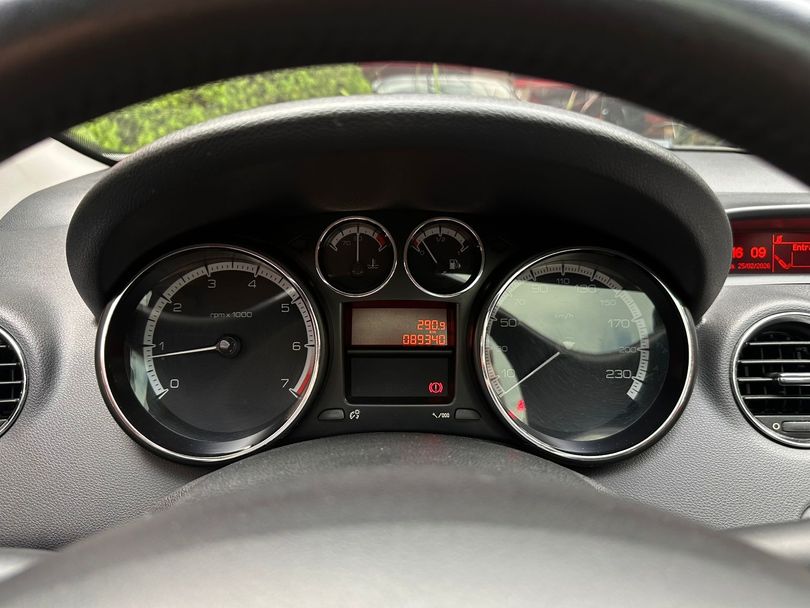 Peugeot 308 Active 1.6 Flex 16V 5p mec.