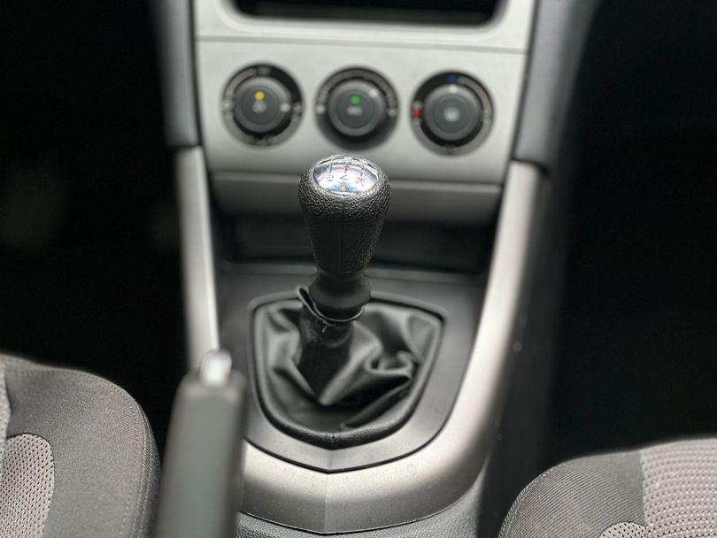 Peugeot 308 Active 1.6 Flex 16V 5p mec.