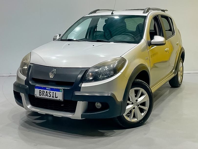Renault SANDERO STEPWAY Hi-Flex 1.6 16V 5p Aut.