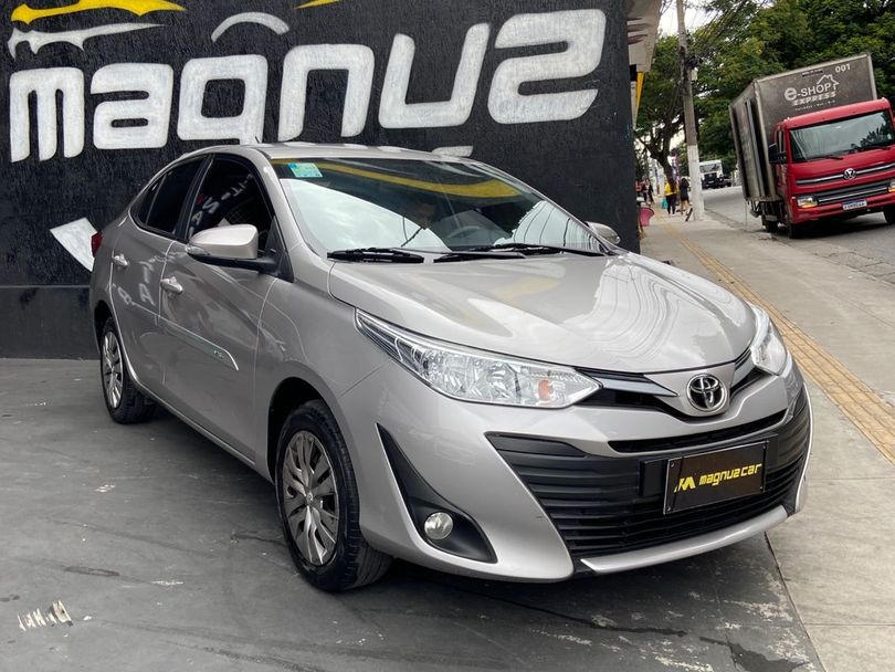 Toyota YARIS XL Sedan 1.5 Flex 16V 4p Aut.