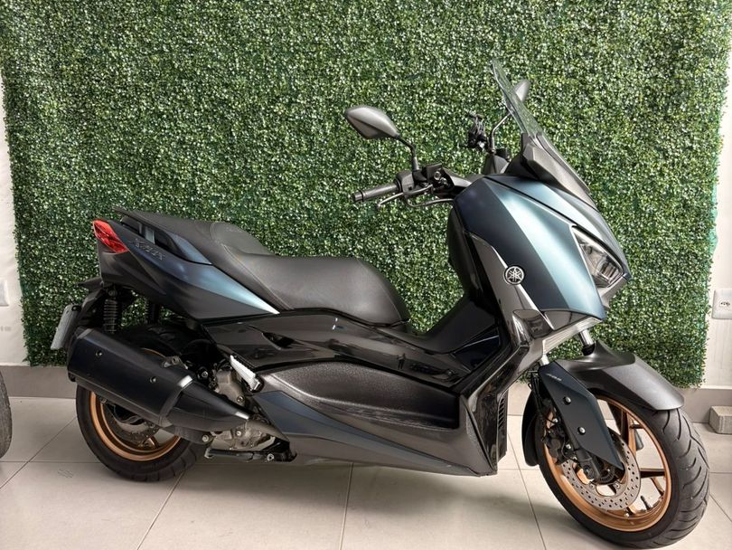 YAMAHA XMAX 250 ABS