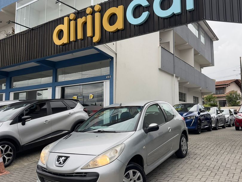 Peugeot 207 XR 1.4 Flex 8V 3p