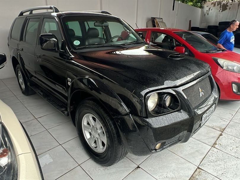 Mitsubishi Pajero Sport HPE 2.5 4x4 Diesel Mec.