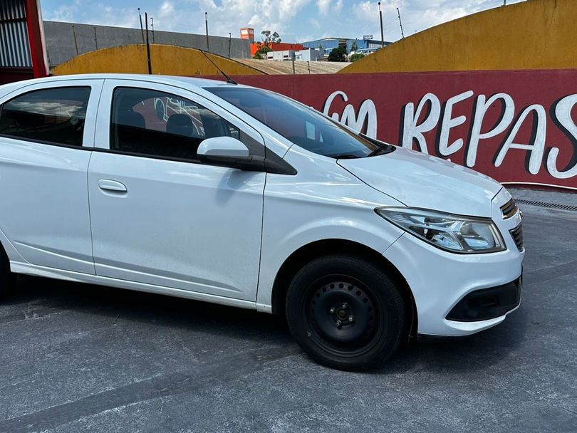 Chevrolet ONIX HATCH LT 1.0 8V FlexPower 5p Mec.