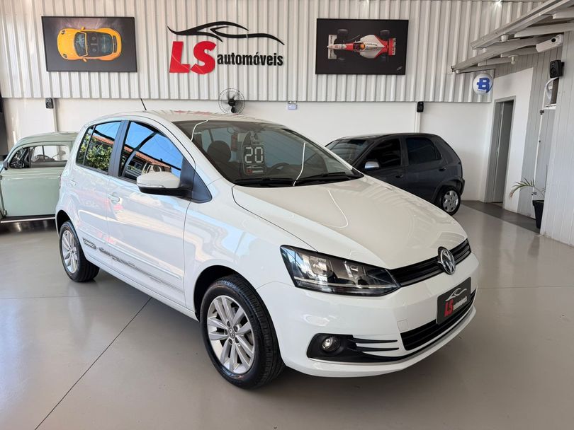 VolksWagen Fox Connect 1.6 Flex 8V 5p