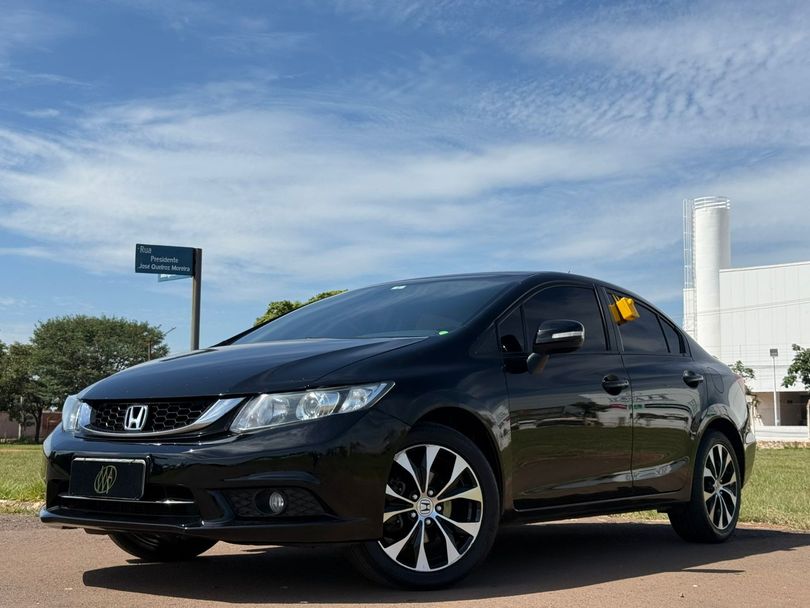 Honda Civic Sedan LXR 2.0 Flexone 16V Aut. 4p