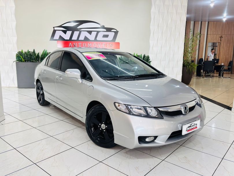 Honda Civic Sedan LXS 1.8/1.8 Flex 16V Aut. 4p