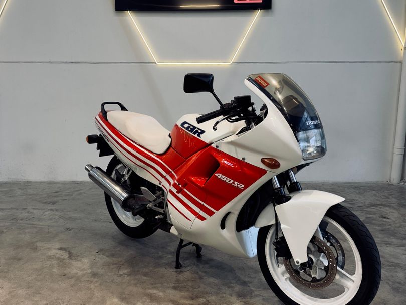 HONDA CBR 450 SR