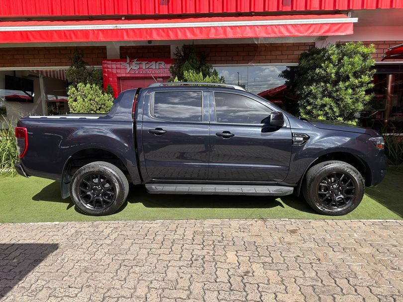 Ford Ranger Black 2.2 4x2 CD Diesel Aut.