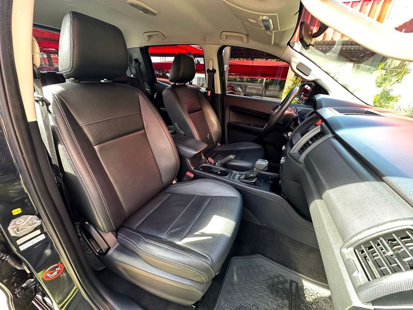 Ford Ranger Black 2.2 4x2 CD Diesel Aut.