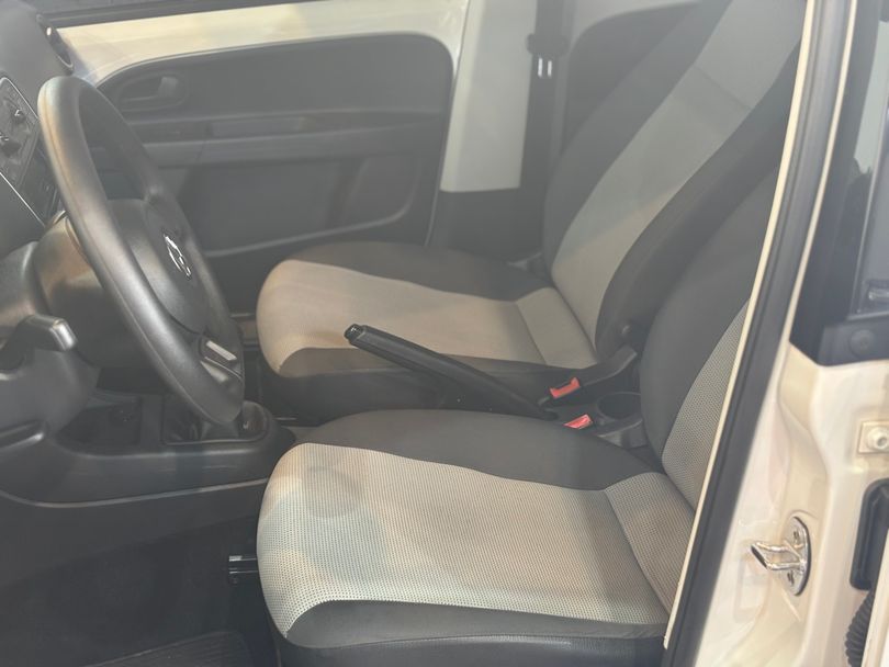 VolksWagen up! take 1.0 Total Flex 12V 5p