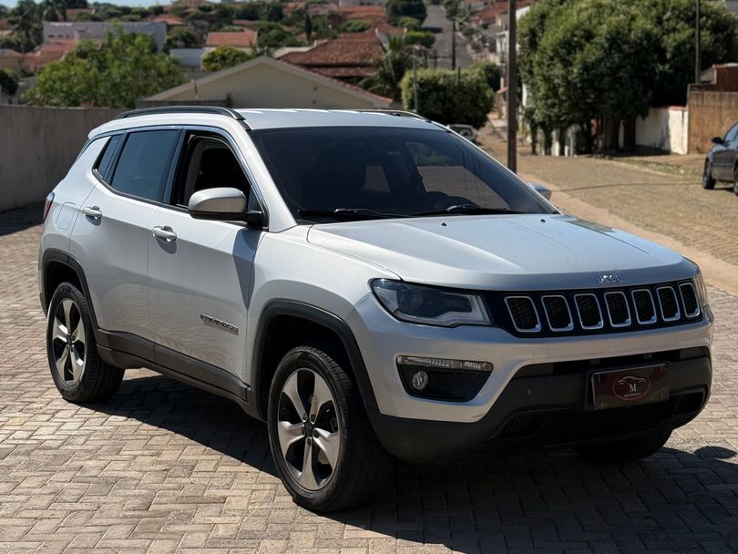Jeep COMPASS LONGITUDE 2.0 4x4 Dies. 16V Aut.