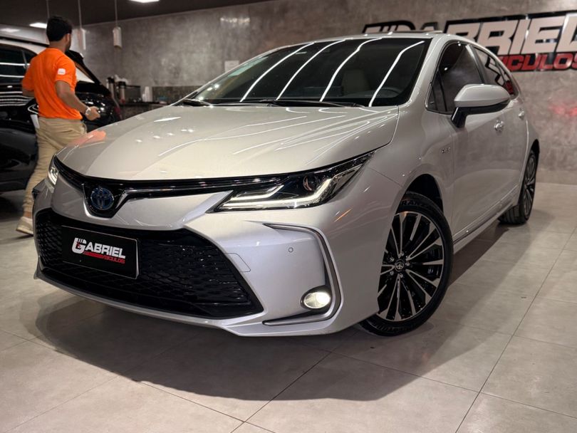 Toyota Corolla Altis Prem. 1.8 Aut. (Híbrido)