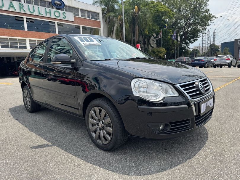 VolksWagen Polo Sedan I MOTION  1.6 Total Flex  4p