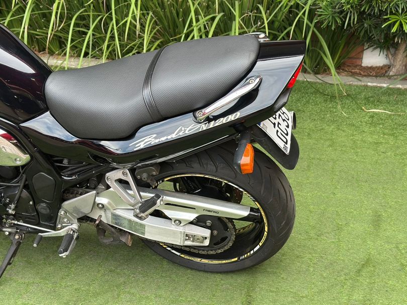 SUZUKI BANDIT N-1200