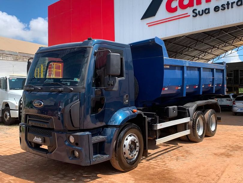 FORD CARGO 2429 E 6x2 Turbo 2p (diesel)(E5)