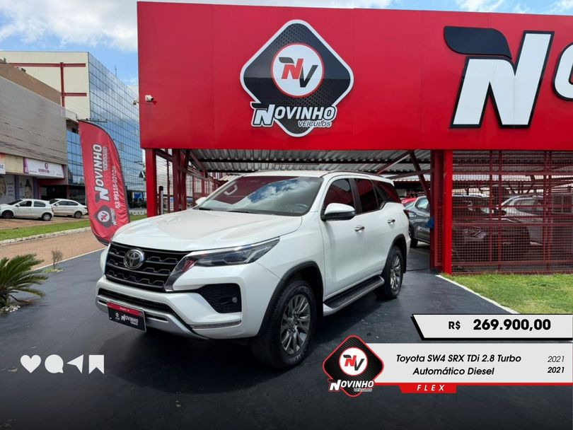 Toyota Hilux SW4 SRX 4x4 2.8 TDI 16V Dies. Aut.