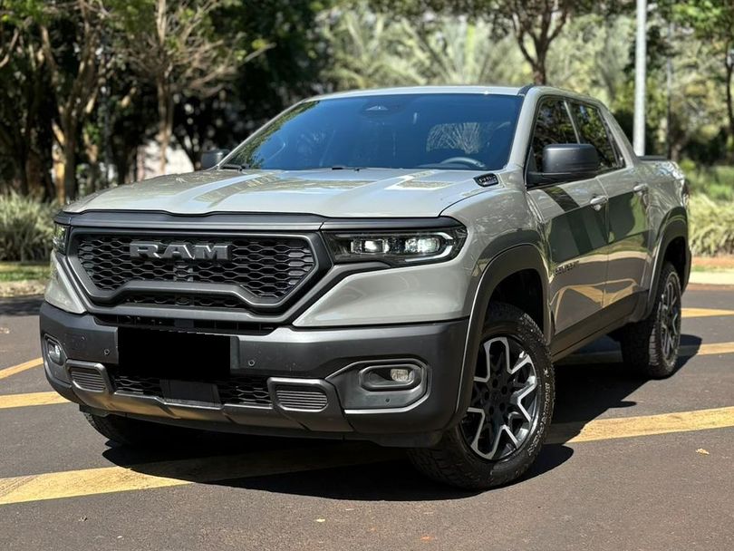 RAM RAMPAGE REBEL HURR.4 2.0 TB CD 4X4 Aut.