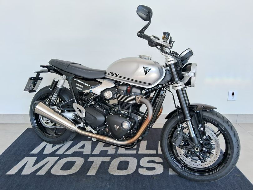 TRIUMPH Speed Twin 1200cc