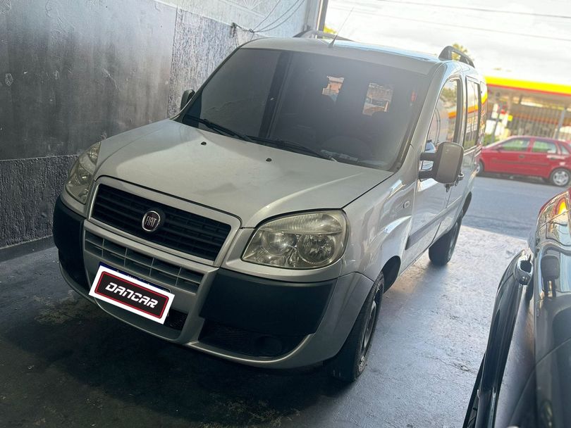 Fiat Doblo ESSENCE 1.8 Flex 16V 5p