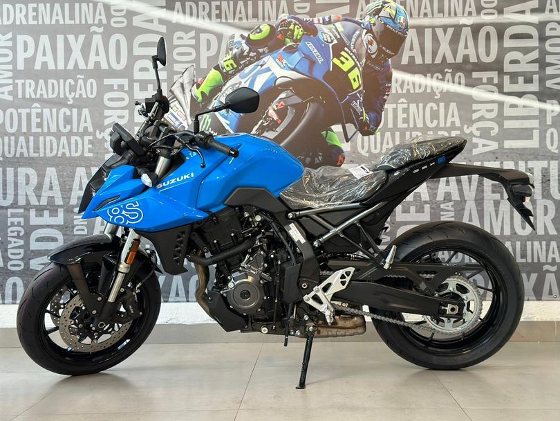 SUZUKI GSX-8S