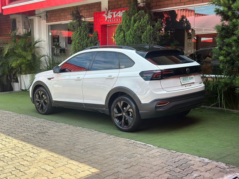 VolksWagen Nivus Highline 1.0 200 TSI Flex Aut.