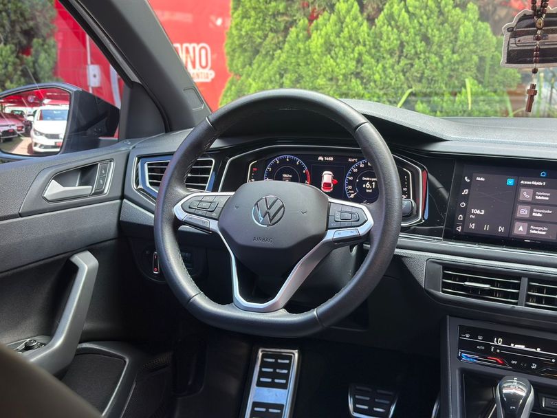 VolksWagen Nivus Highline 1.0 200 TSI Flex Aut.