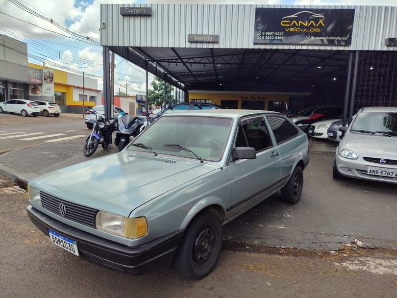 VolksWagen Gol 1000 (modelo antigo)