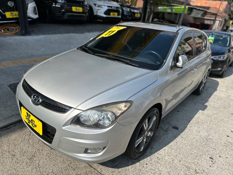Hyundai i30 2.0 16V 145cv 5p Aut.