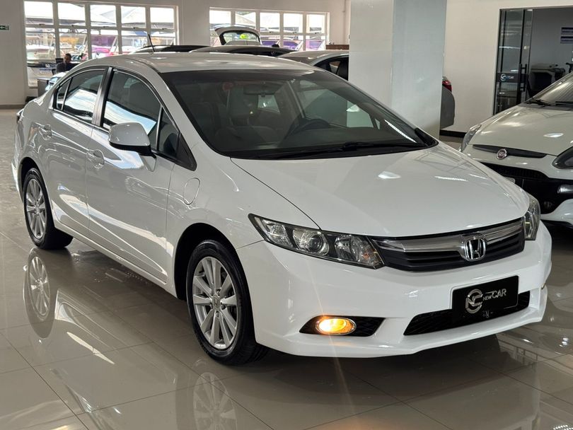 Honda Civic Sedan LXS 1.8/1.8 Flex 16V Mec. 4p