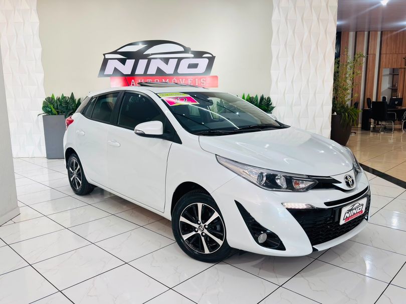 Toyota YARIS XLS Connect 1.5 Flex 16V 5p Aut.