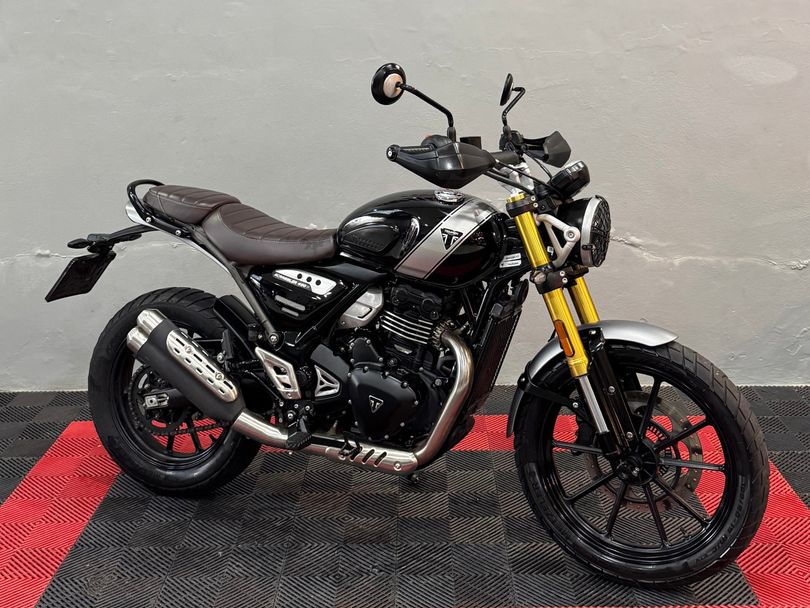 TRIUMPH SCRAMBLER 400 X