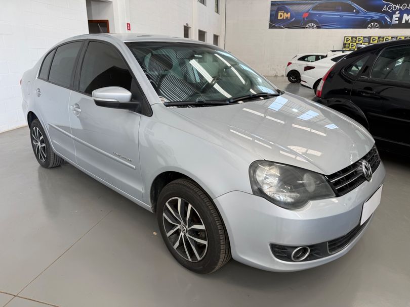 VolksWagen Polo Sed. COMFORT. 1.6 Mi Tot. Flex 8v