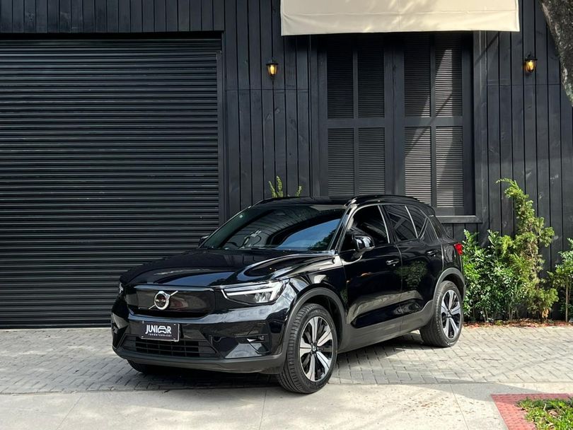 Volvo XC 40 P¨6 RECHARGE (ELÉTRICO)